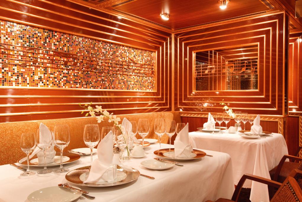 Camarote Restaurante Club Blue Moon - Costa Pacifica