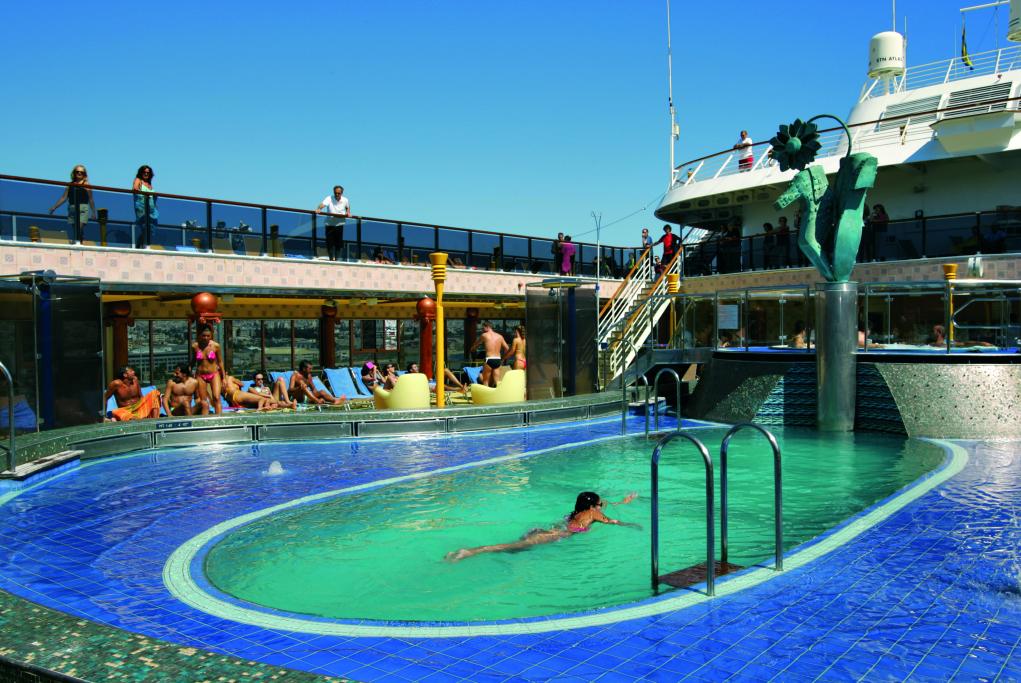 Piscina Costa Atlantica