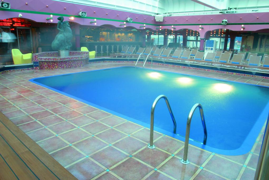 Piscina Cubierta Costa Magica