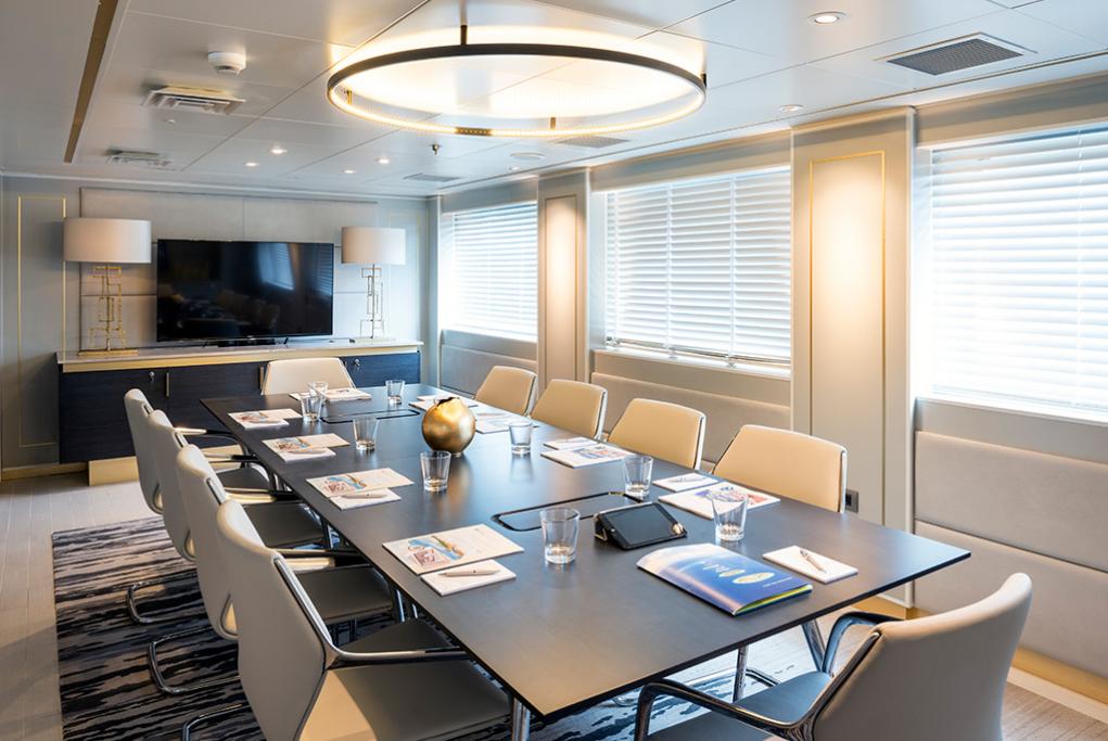 Sala-de-Reuniones Crystal Esprit