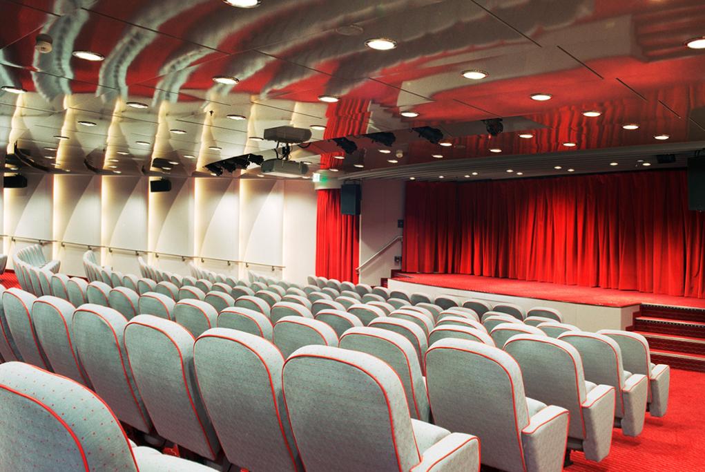 Teatro Crystal Serenity