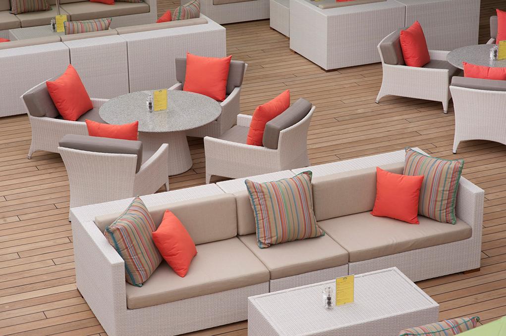 Trident-Bar Crystal Symphony