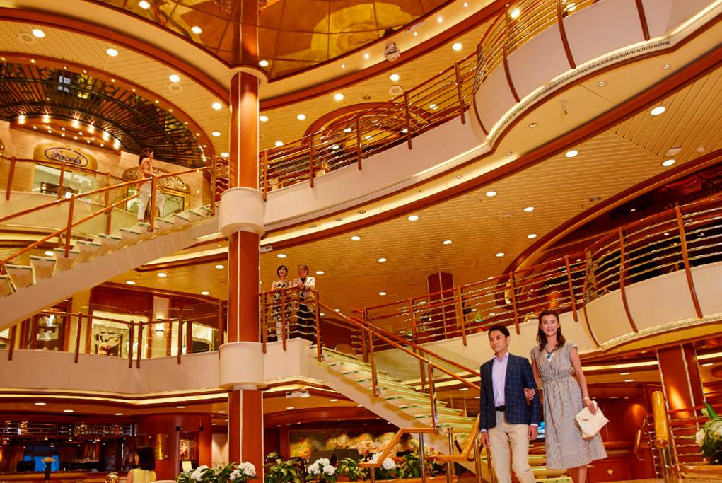 Atrium Diamond Princess