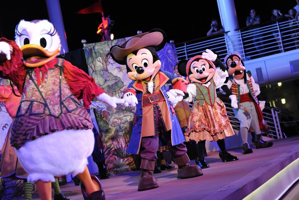 Noche Mickey´s Pirates Disney Dream