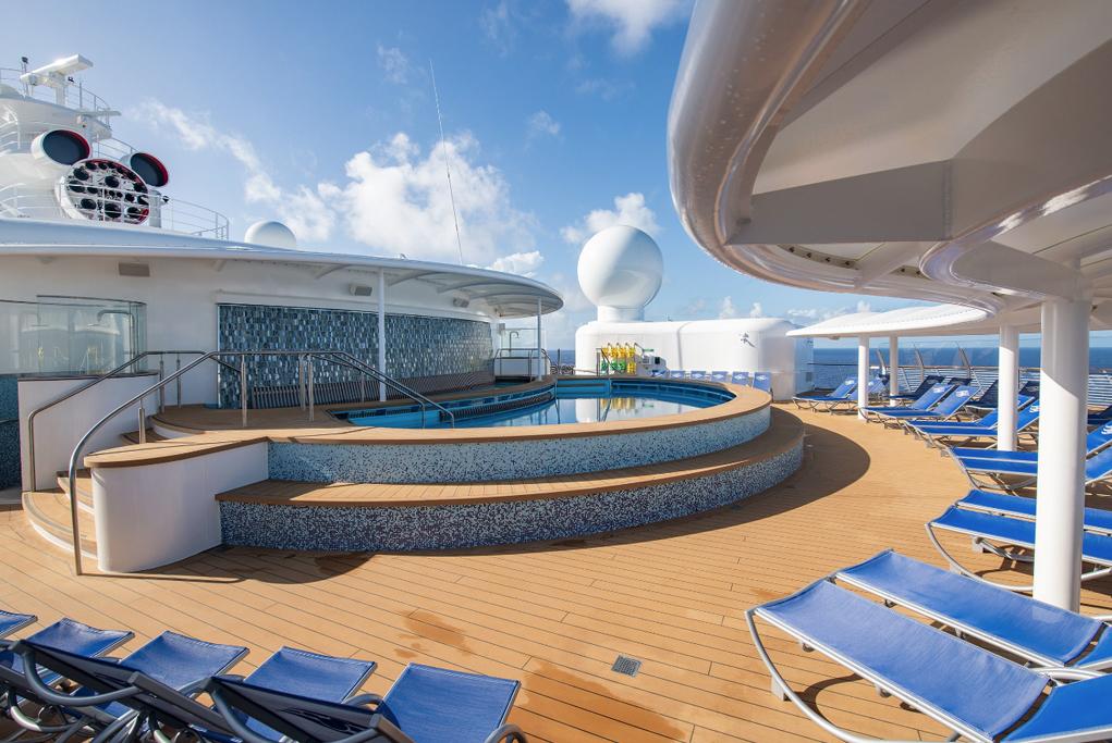 Piscina Disney Wish