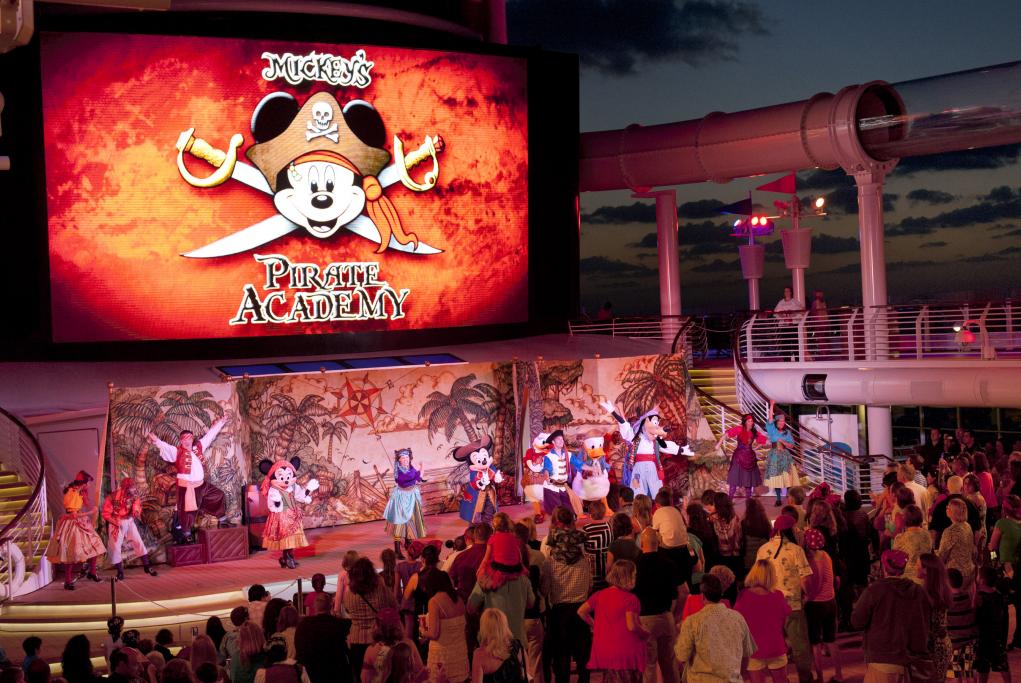 Noche Mickey´s Pirate Disney Dream