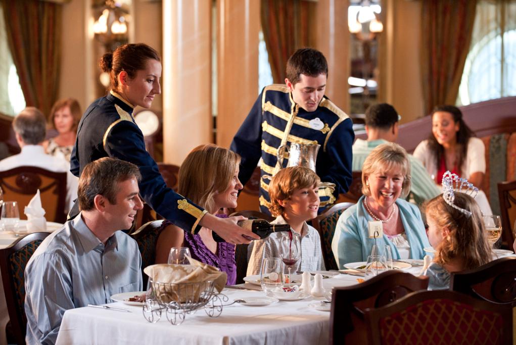 Camarote Cenas rotativas - Disney  Wonder