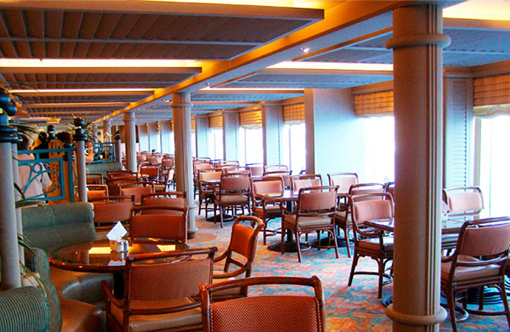 Restaurante-Principal Emerald Princess