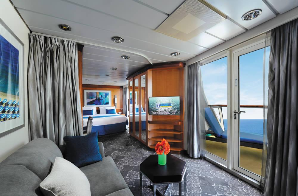 Owners Suite Empress of the Seas