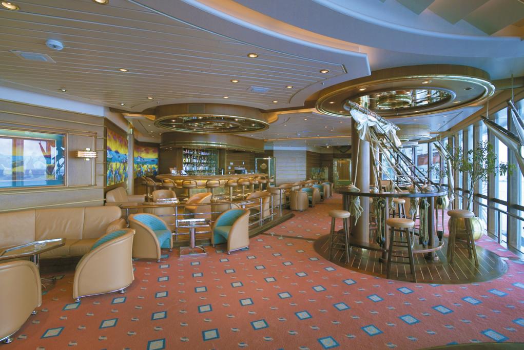 Bar Schooner Enchantment of the Seas