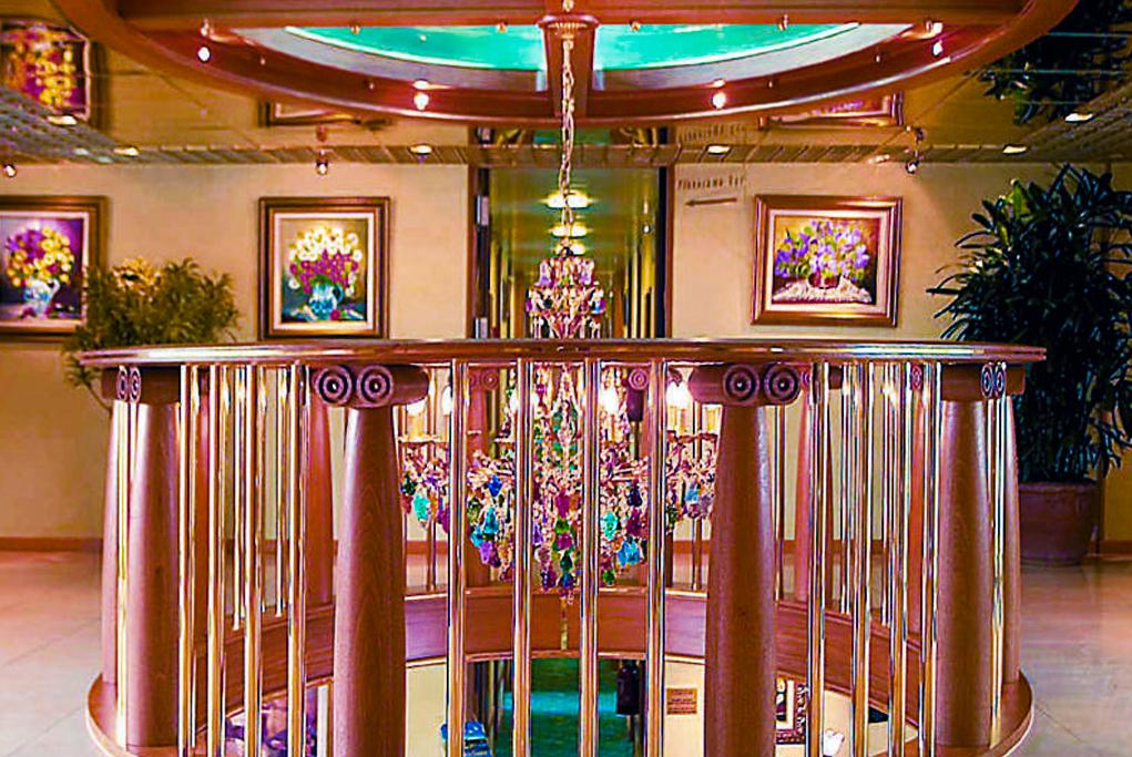 Hall MS Fernao de Magalhaes