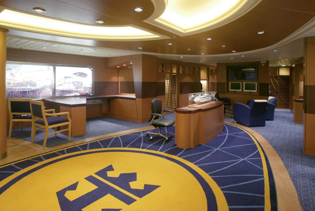 Crown and Anchor Independence of the Seas