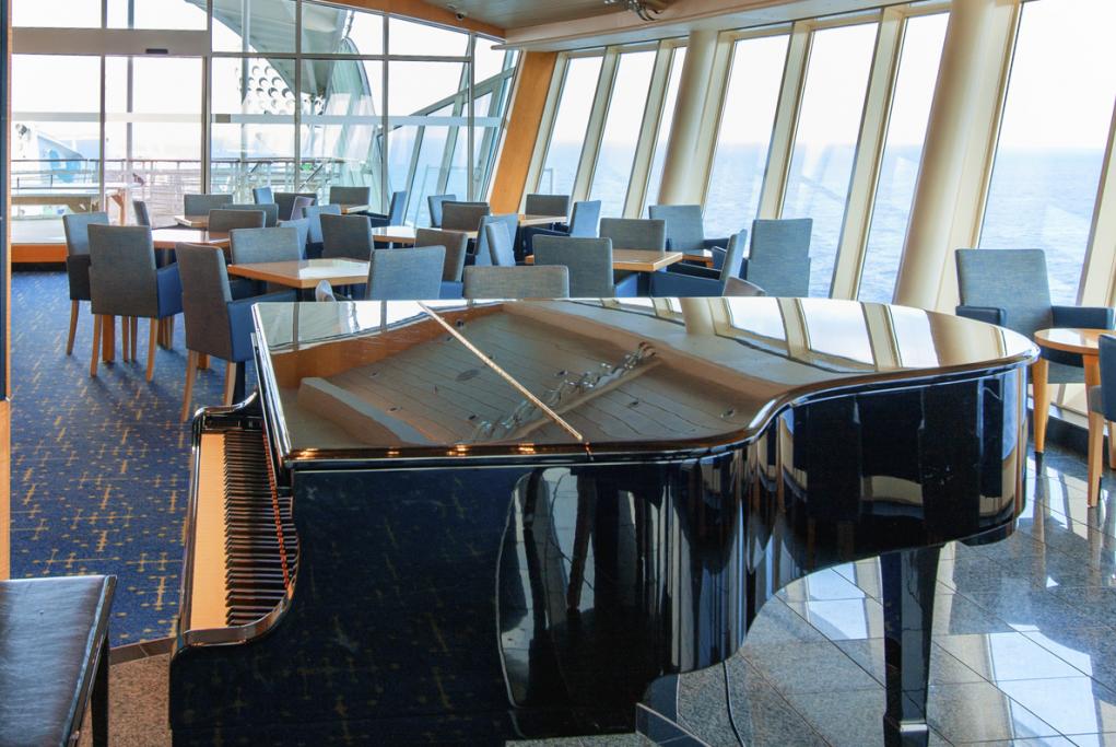 Viking Crown Lounge Freedom of the Seas