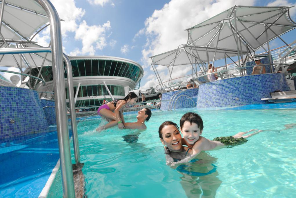 Camarote Piscinas, jacuzzis y cine - Grandeur of the Seas