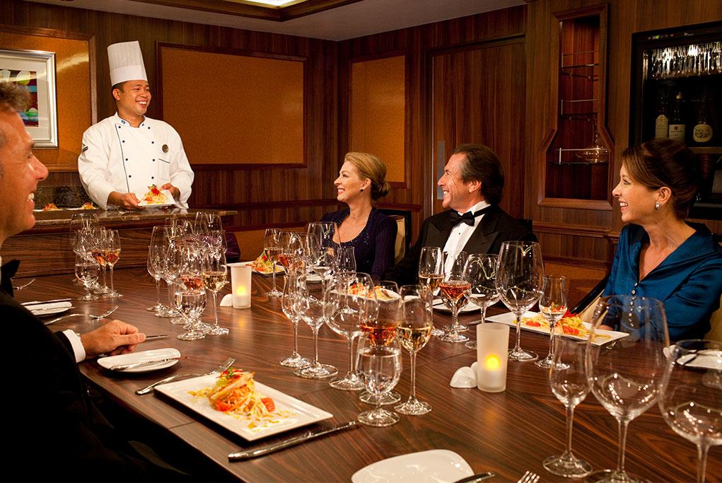 Restaurante Chefs Table Independence of the Seas