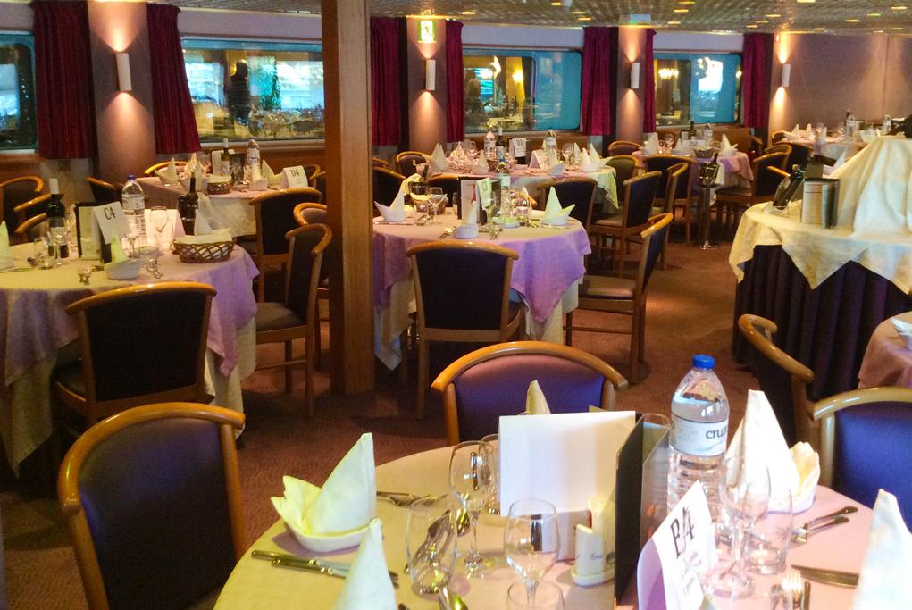 Restaurante principal MS Infante Don Henrique