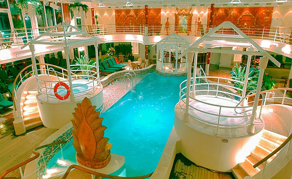 Piscina Lotus Island Princess