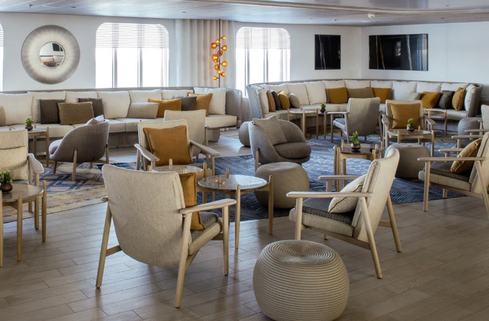 The Main Lounge Le Bougainville