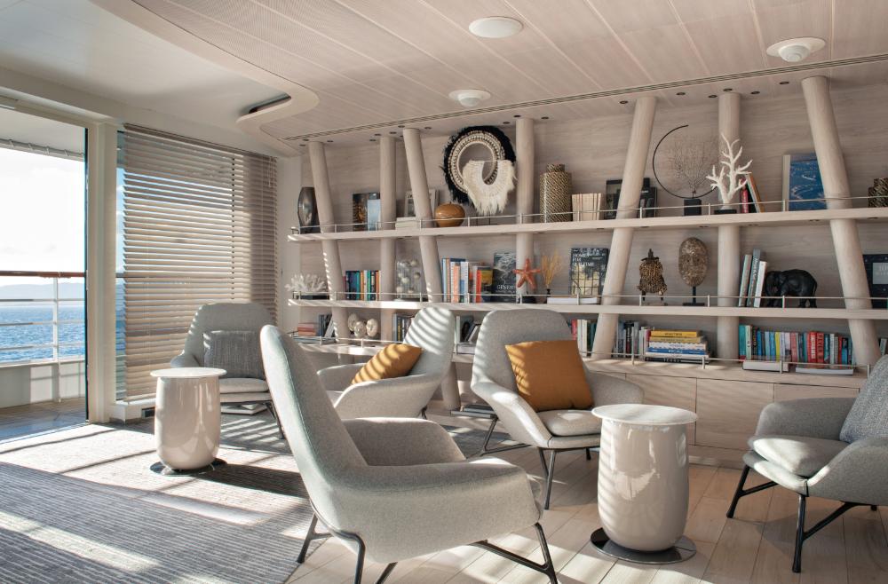 The Main Lounge Le Bougainville