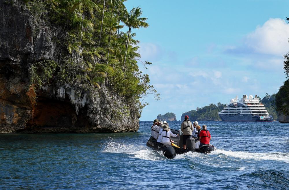 Zodiac Le Bougainville