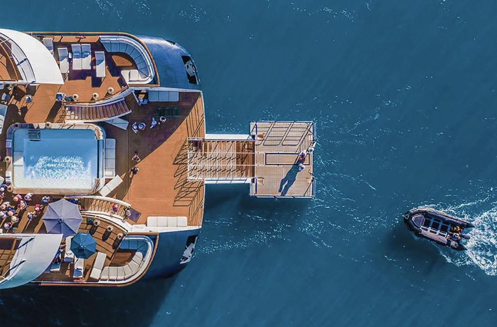 Marina deportiva Le Dumont d´Urville 