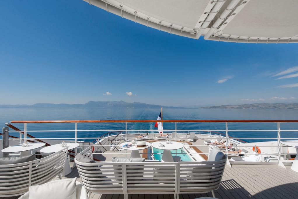 Terraza Panoramica Le Lyrial