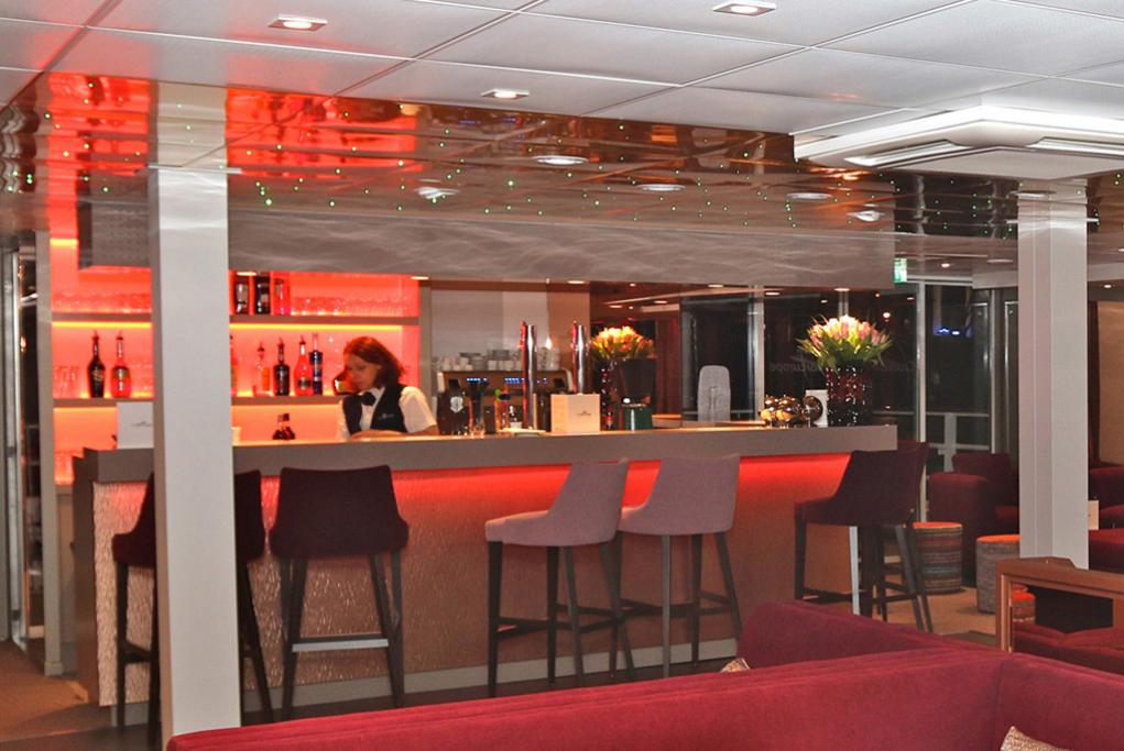 Camarote Bar interior - MS Loire Princesse