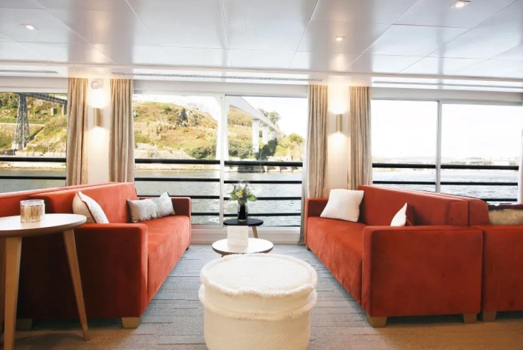 Camarote Salon--Bar - MS Amalia Rodrigues