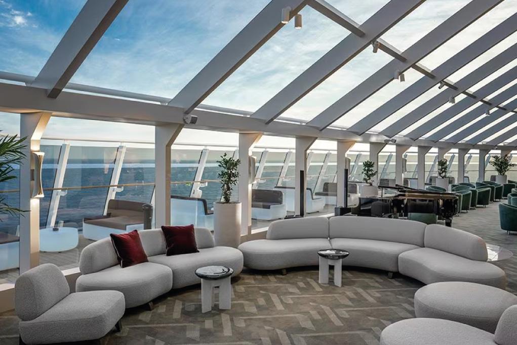 Yacht Club MSC World Asia