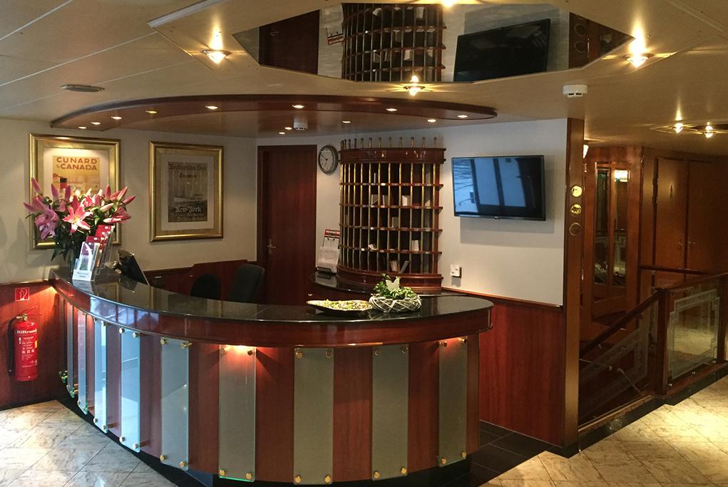 Recepcion MS Swiss Crystal