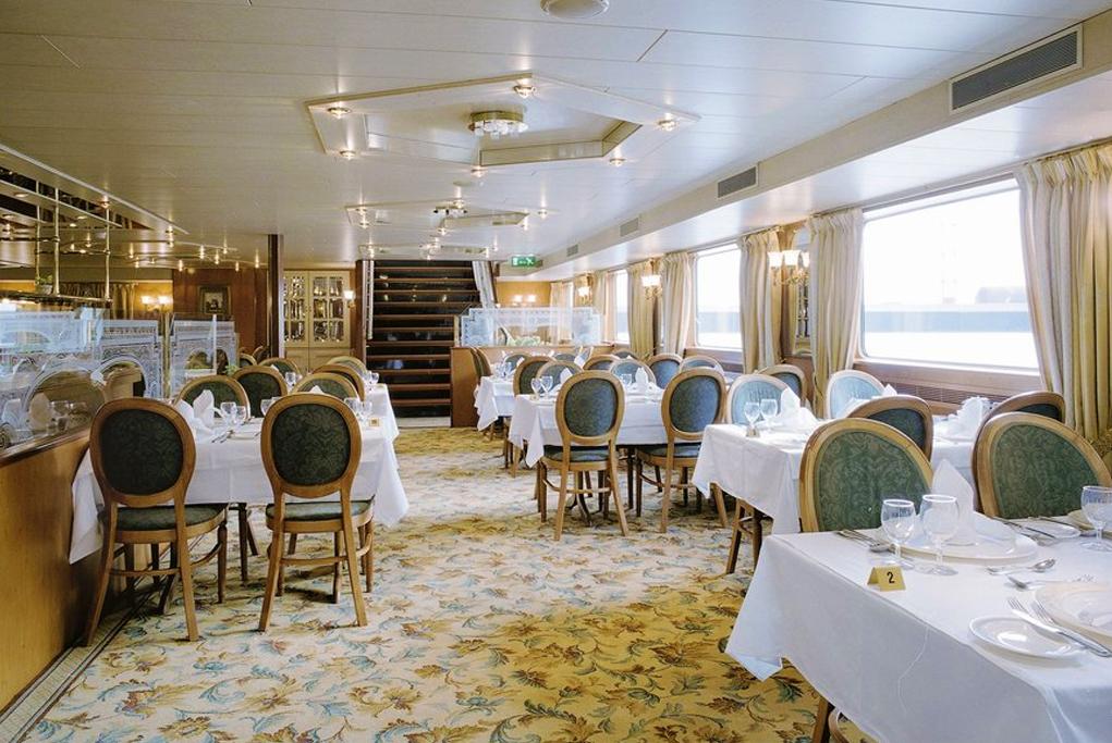 Restaurante MS Swiss Crystal