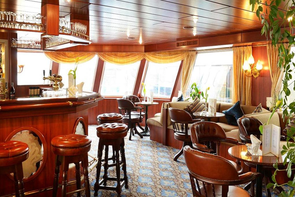 Camarote Bar inglés - MS Swiss Diamond