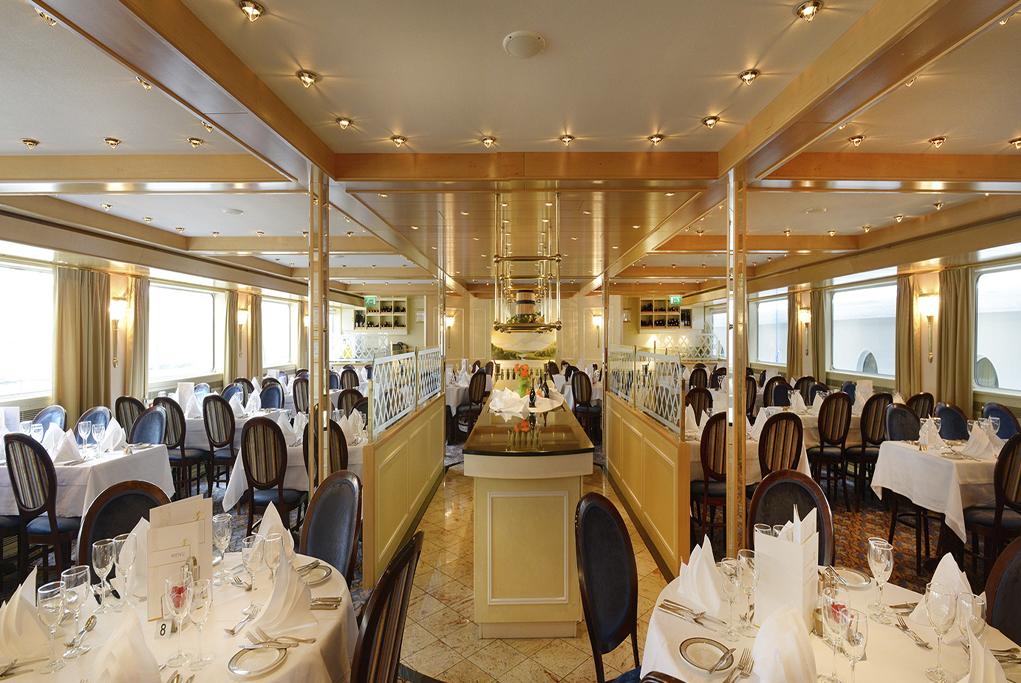 Restaurante principal MS Swiss Diamond