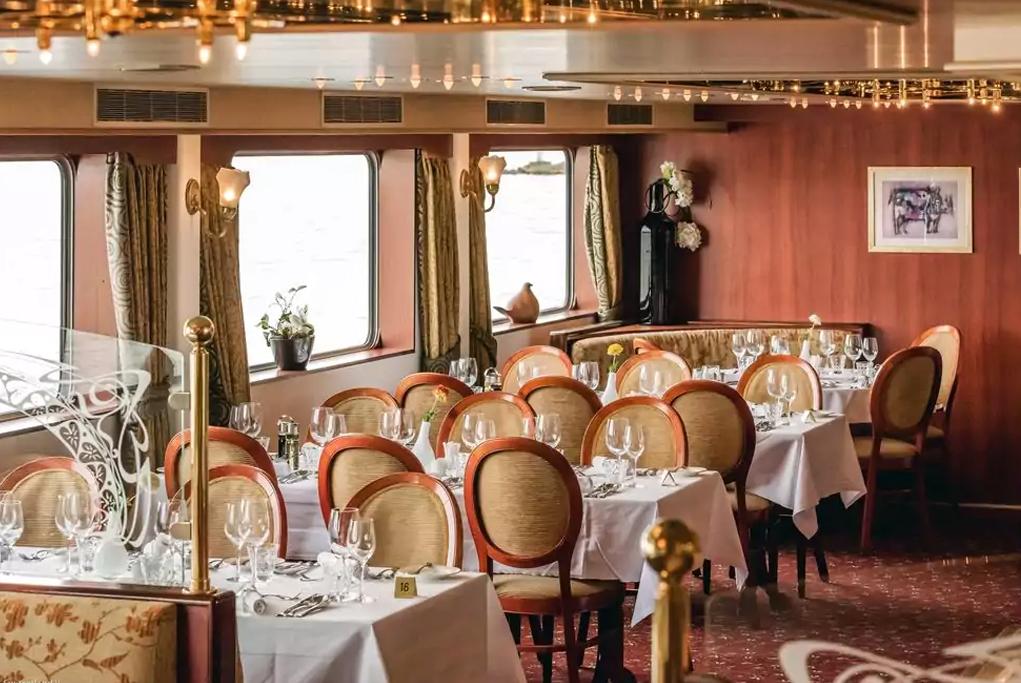 Camarote Restaurante principal - MS Switzerland II