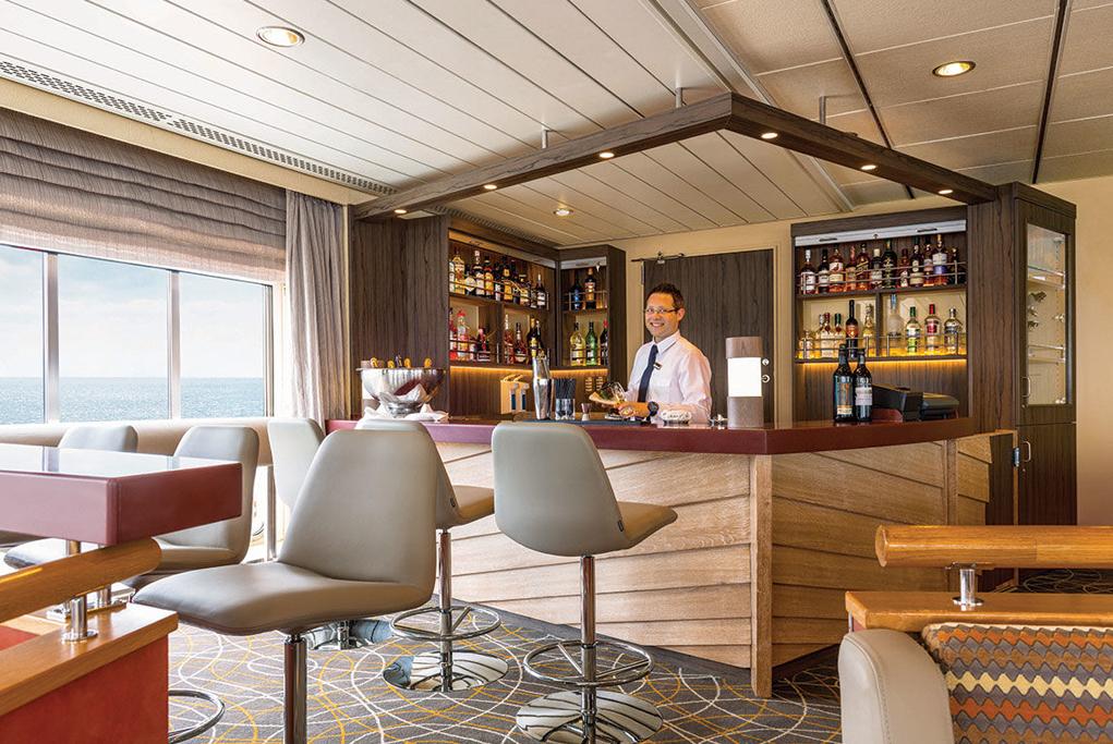 Panorama Lounge MS Bremen