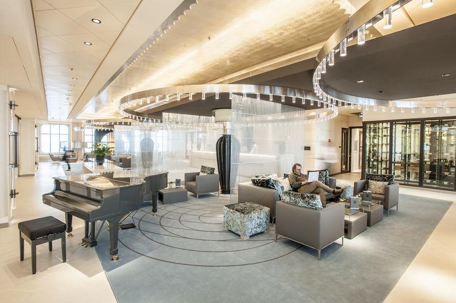 Piano Bar MS Europa 2