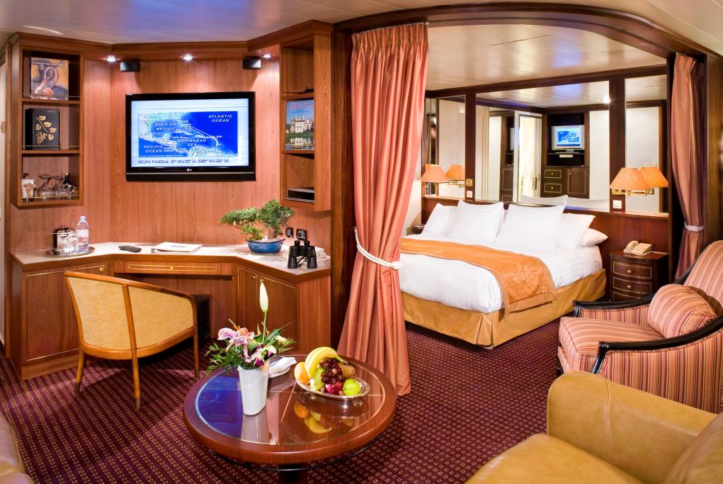 Suite Neptune MS Prinsendam