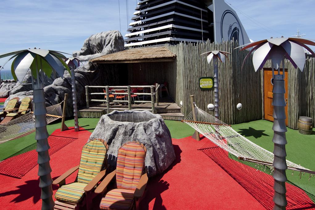 The Oasis MS Veendam