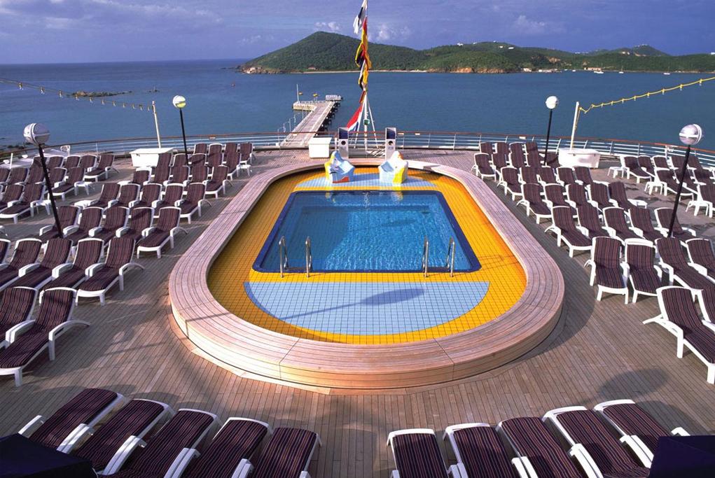 Camarote Piscinas relajantes - MS Zaandam