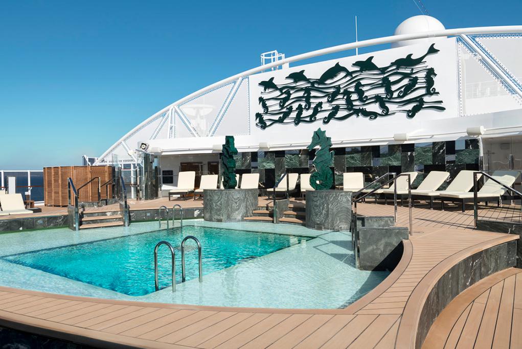 Piscina Yacht Club MSC Seaside