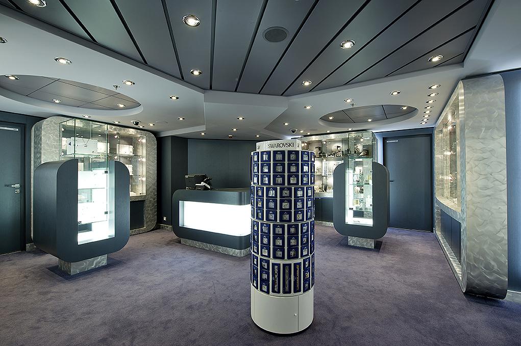 Area de Tiendas MSC Divina