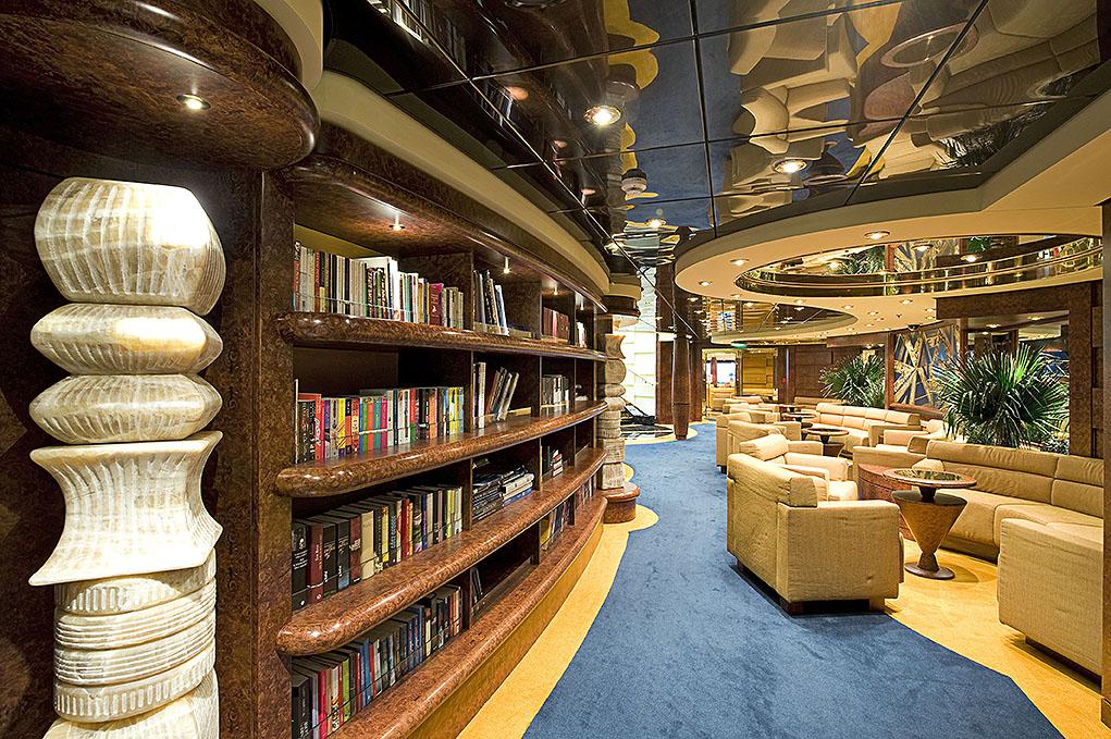 Yacht Club Biblioteca MSC Fantasia