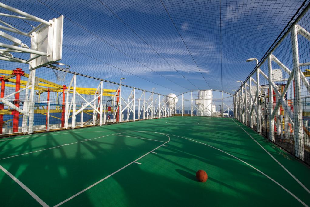 Pista de Baloncesto Norwegian Breakaway