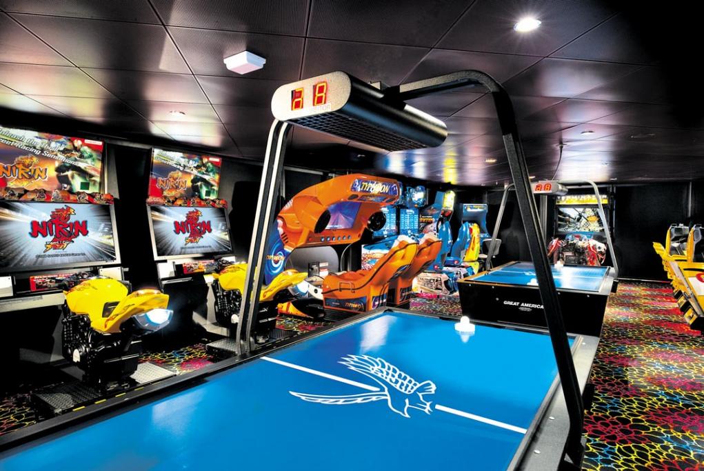 Video arcade Norwegian Epic