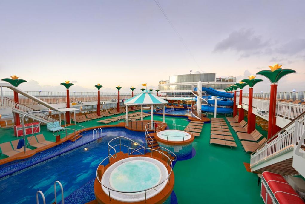 Piscina Tahitian Norwegian Gem