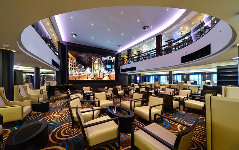 Bar Atrium Norwegian Getaway