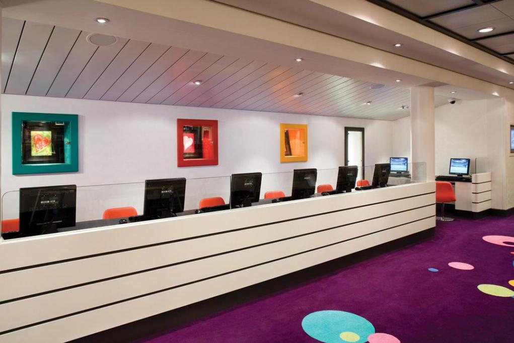 Internet cibercafe Norwegian Jade