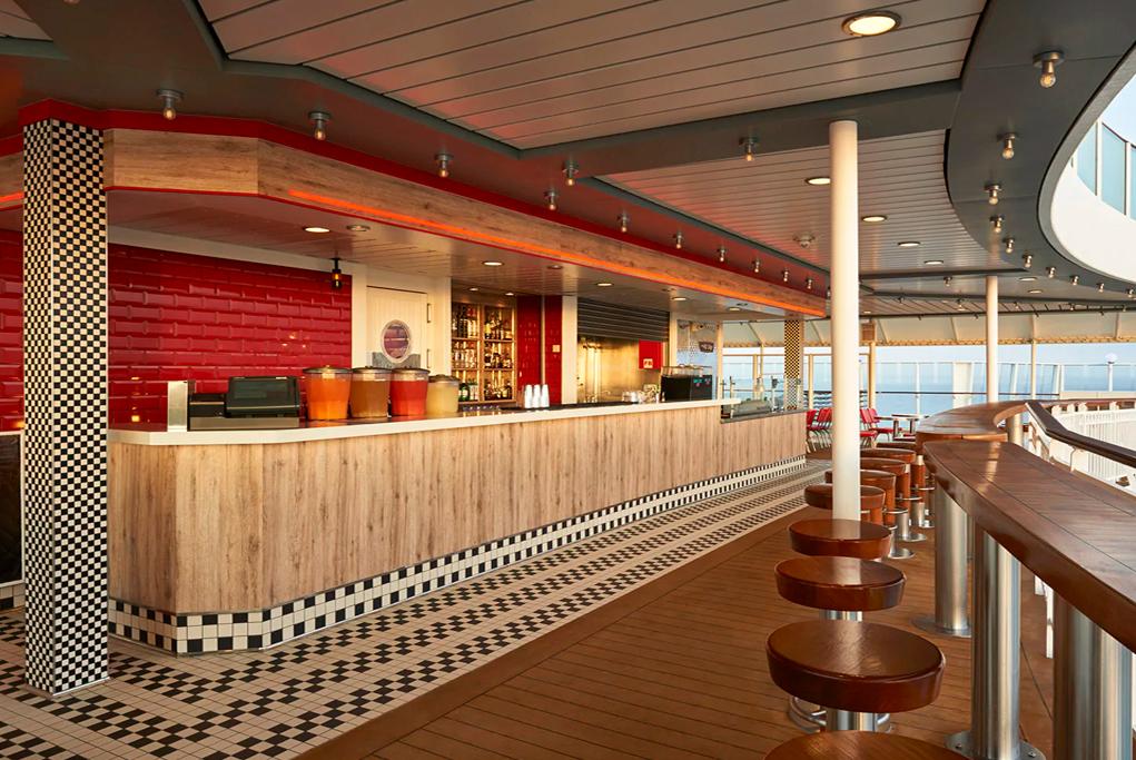 Bar The Pit Stop Norwegian Jewel