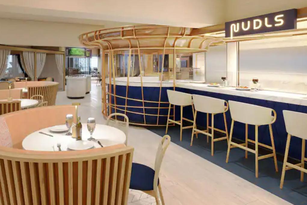 Camarote Indulge Food Hall - Norwegian Viva