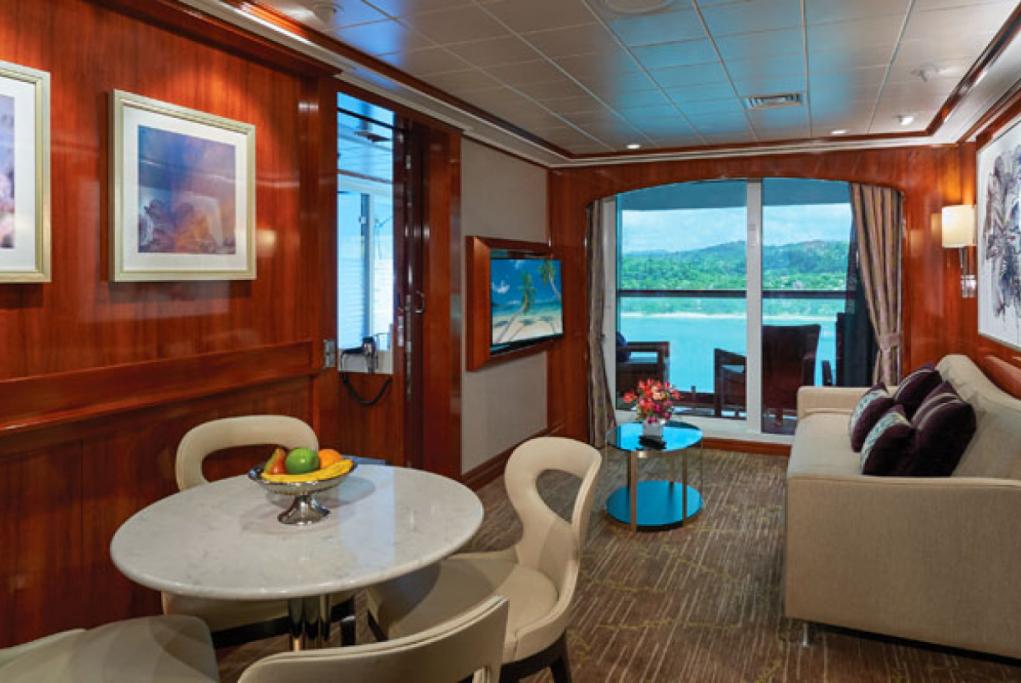 Family Suite Norwegian Jade
